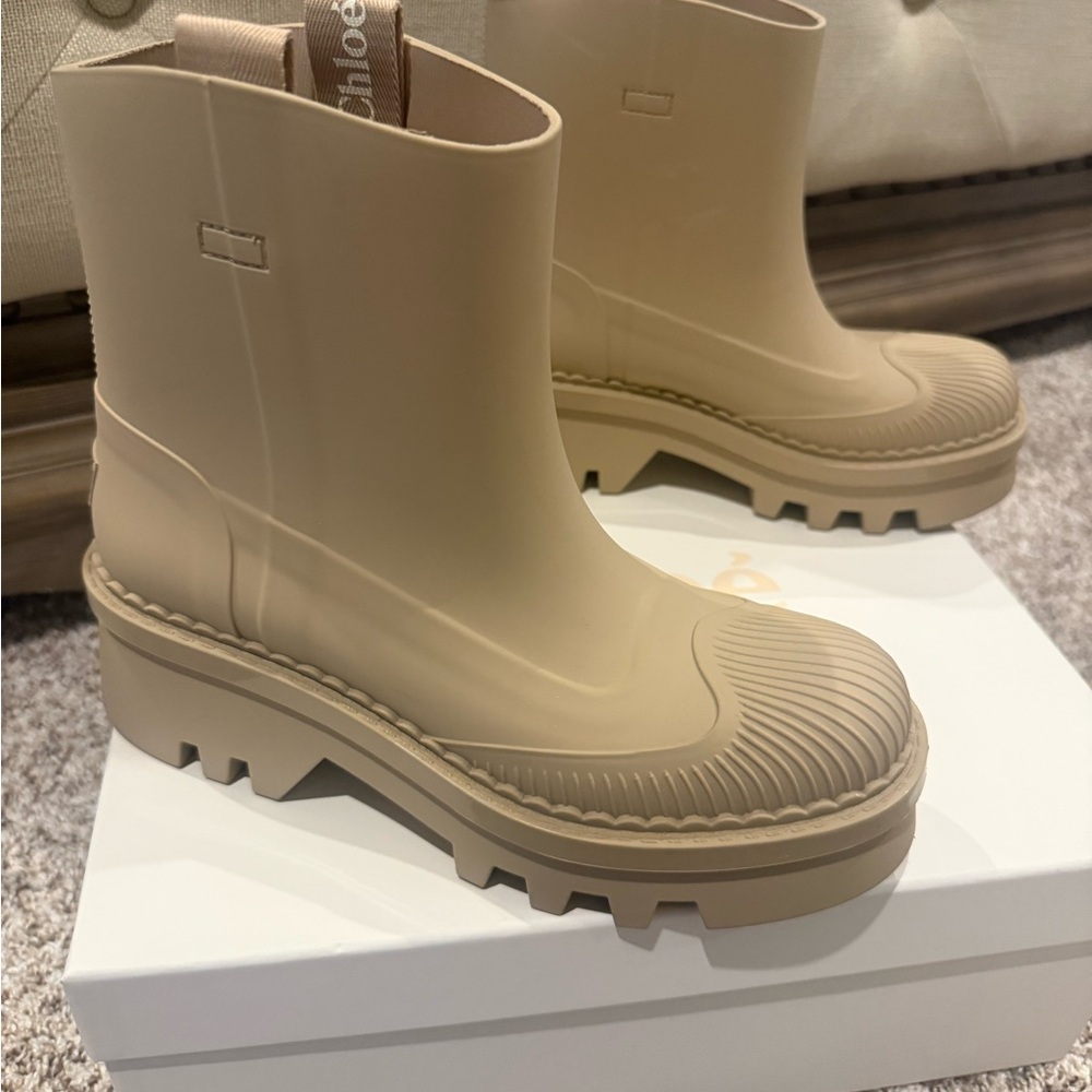 Women's Tan Ankle Boots